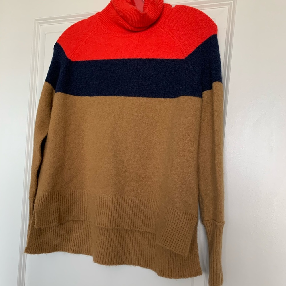 Colorblock turtleneck sweater in supersoft yarn - Picture 5 of 7